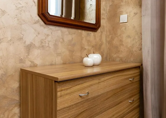 Square Slivnitsa 2br 5 Minutes From Center דירה פלובדיב