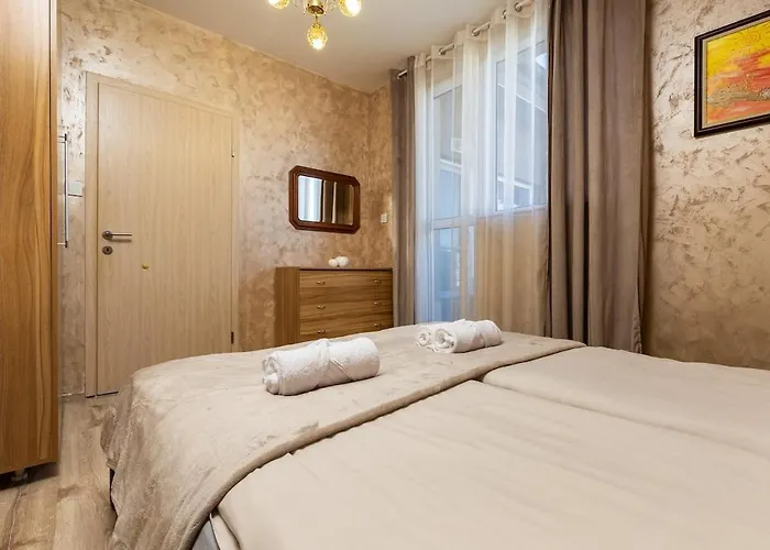 Square Slivnitsa 2br 5 Minutes From Center