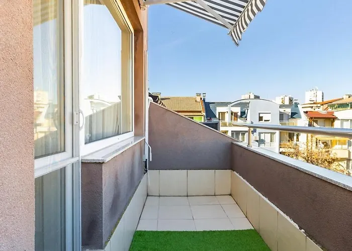 דירה Square Slivnitsa 2br 5 Minutes From Center *