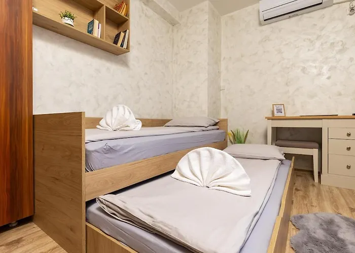 Square Slivnitsa 2br 5 Minutes From Center