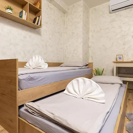 Square Slivnitsa 2br 5 Minutes From Center